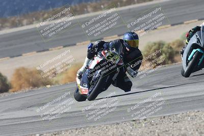 media/Sep-20-2025-Race Pace (Sat) [[d4e1b33f4d]]/Verified/Turn 14 (930am)/